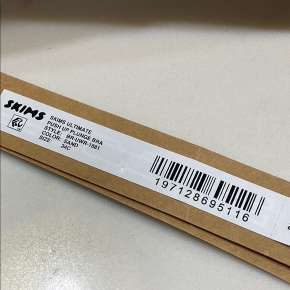 H20 Skims Ultimate Collection Push Up Plunge Bra Color Sand 34C NWT See Desc. - Picture 6 of 6